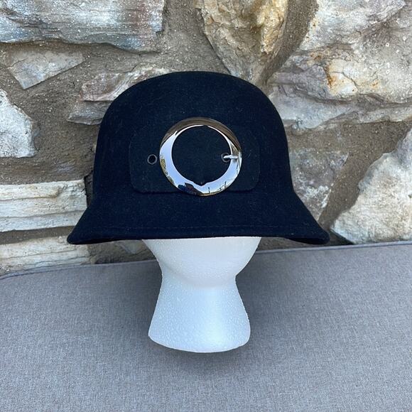 Black wool bucket hat silver buckle - Picture 5 of 5